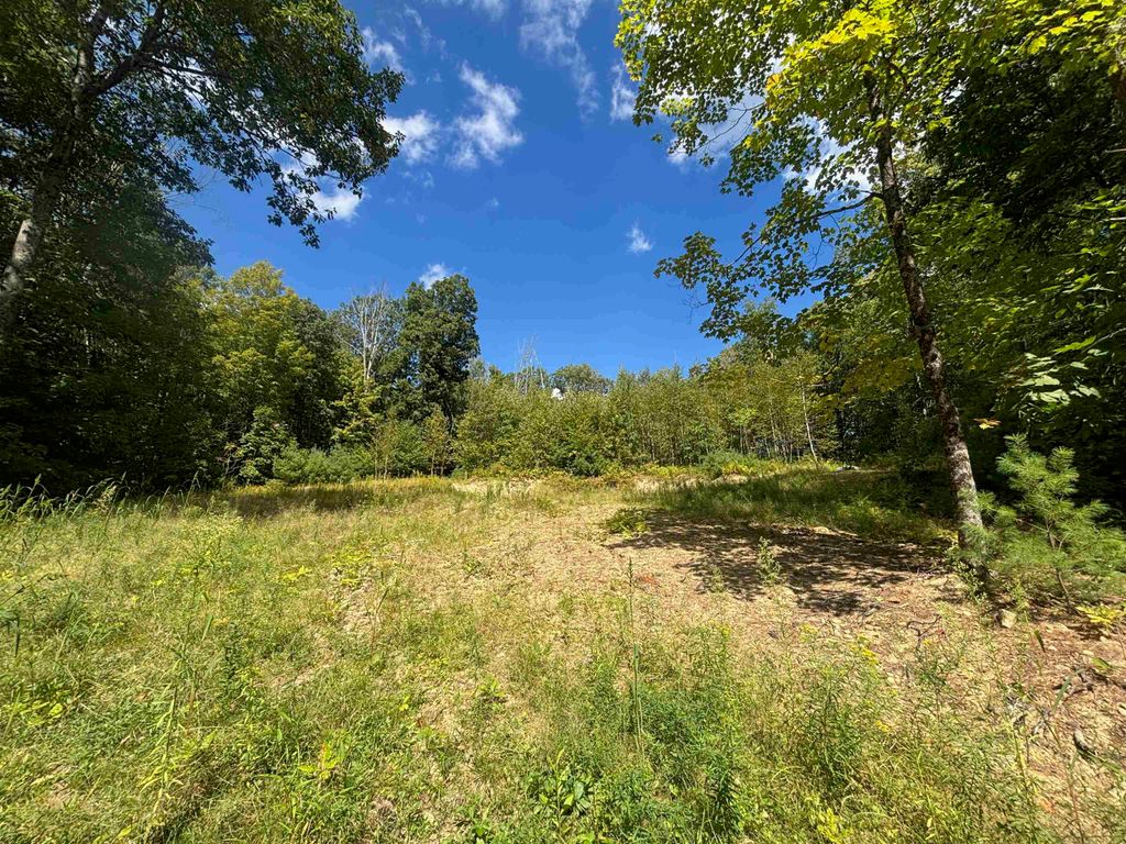 M1L52S3 Garland Road, Barnstead, NH 03218