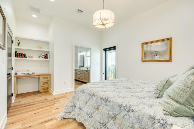 2176 Highway 87, Gilchrist, TX 77617