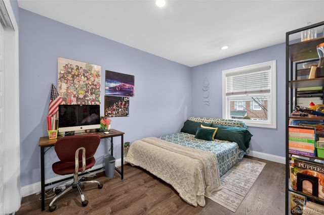 3530 Long Beach Road 8, Oceanside, NY 11572