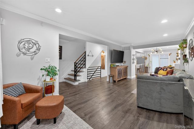 3530 Long Beach Road 8, Oceanside, NY 11572