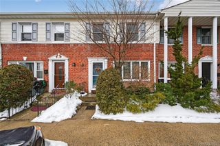 3530 Long Beach Road 8, Oceanside, NY 11572