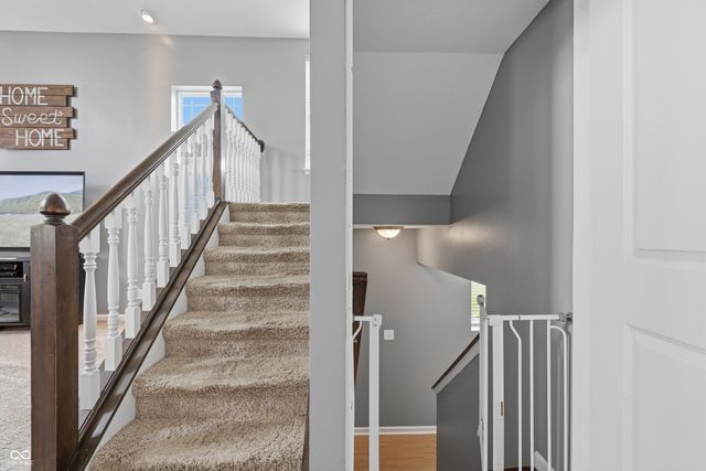 611 Melrose Court, Greenfield, IN 46140