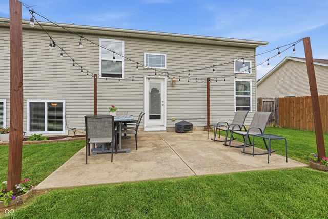 611 Melrose Court, Greenfield, IN 46140