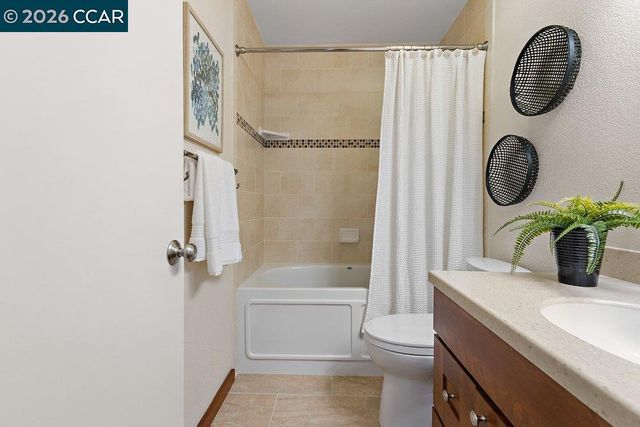 131 Saint Germain Ln, Pleasant Hill, CA 94523