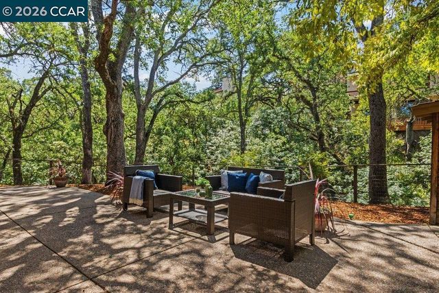 131 Saint Germain Ln, Pleasant Hill, CA 94523