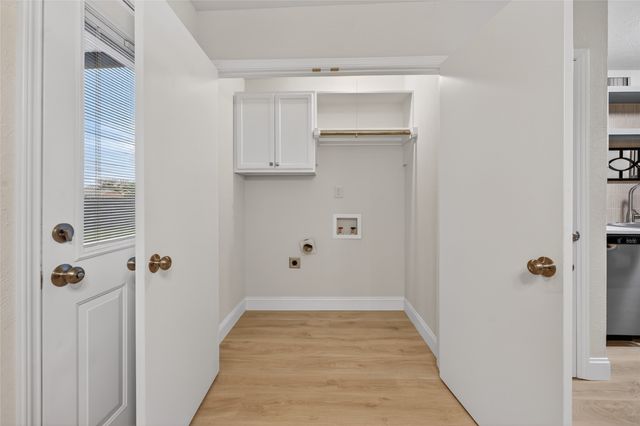 7001 Newcastle Place, North Richland Hills, TX 76182