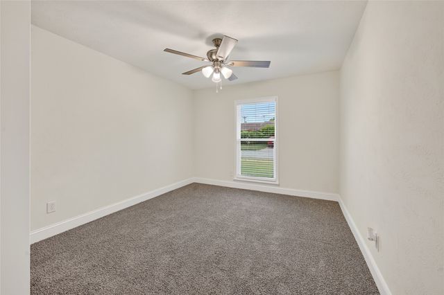 7001 Newcastle Place, North Richland Hills, TX 76182