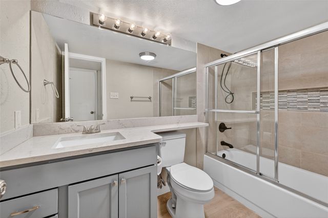 7001 Newcastle Place, North Richland Hills, TX 76182