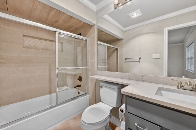 7001 Newcastle Place, North Richland Hills, TX 76182