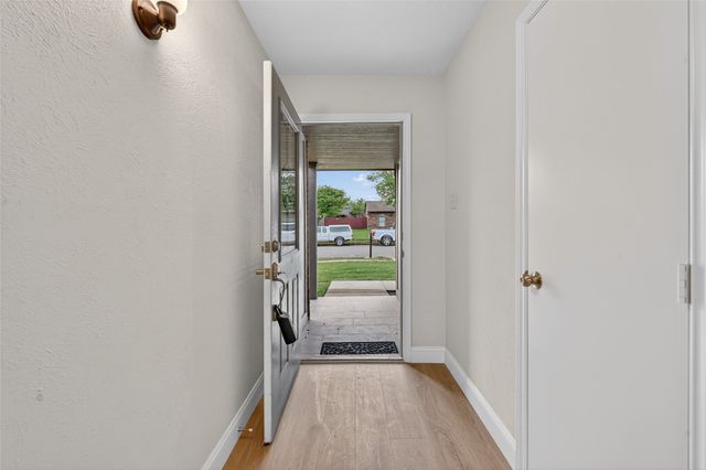 7001 Newcastle Place, North Richland Hills, TX 76182