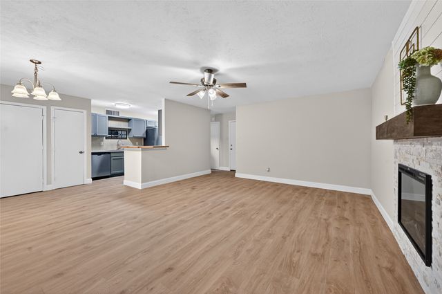 7001 Newcastle Place, North Richland Hills, TX 76182