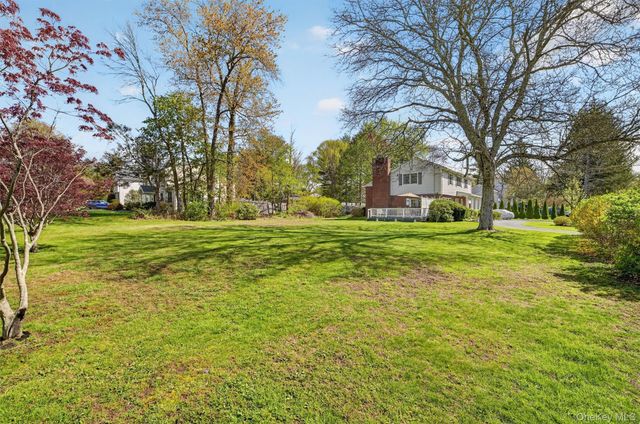 984 Fox Meadow Road, Yorktown Heights, NY 10598