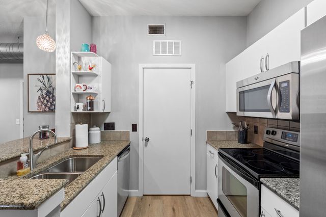 201 W Lancaster Avenue 121, Fort Worth, TX 76102