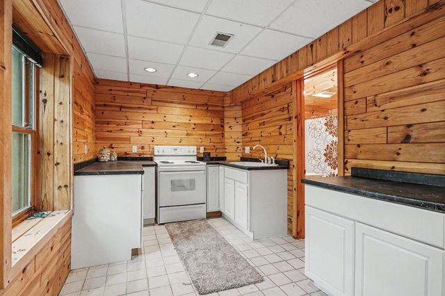4882 White Birch Lane, Farwell, MI 48622