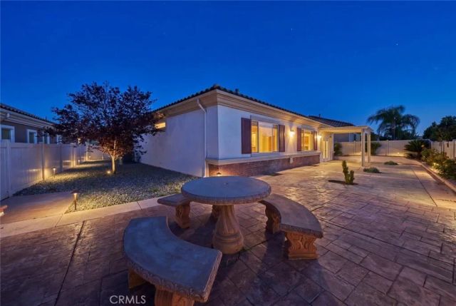 987 Avenal, Beaumont, CA 92223