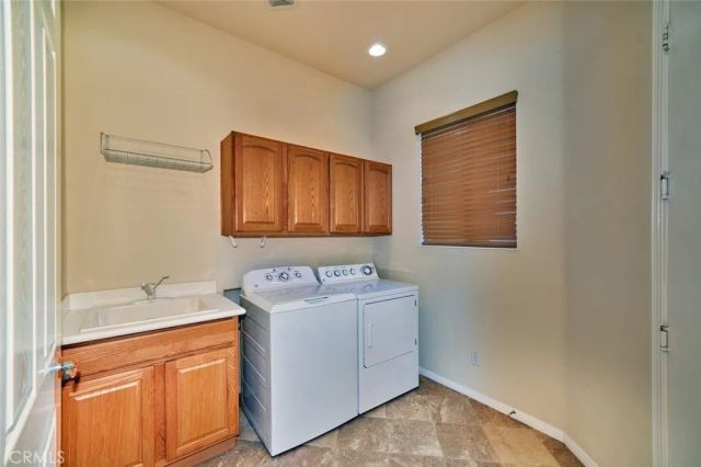987 Avenal, Beaumont, CA 92223