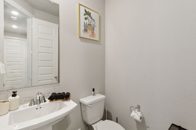 1104 Holcombe Drive, Anna, TX 75409