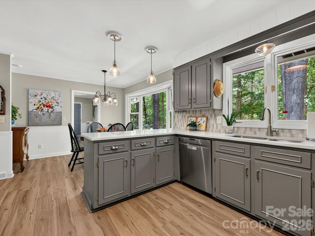 2542 Little Cove Road, Charlotte, NC 28270