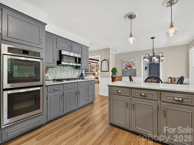 2542 Little Cove Road, Charlotte, NC 28270