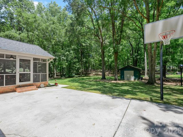 2542 Little Cove Road, Charlotte, NC 28270