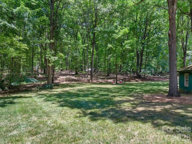2542 Little Cove Road, Charlotte, NC 28270