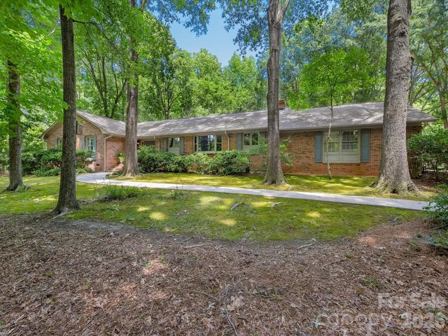 2542 Little Cove Road, Charlotte, NC 28270