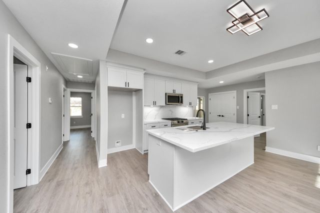 2130 Lamina Lane, Houston, TX 77017