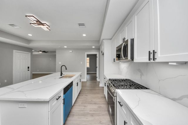 2130 Lamina Lane, Houston, TX 77017