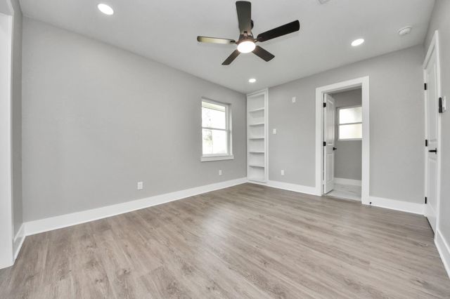 2130 Lamina Lane, Houston, TX 77017