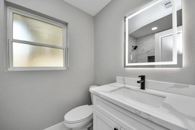 2130 Lamina Lane, Houston, TX 77017