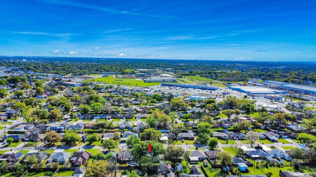 2130 Lamina Lane, Houston, TX 77017