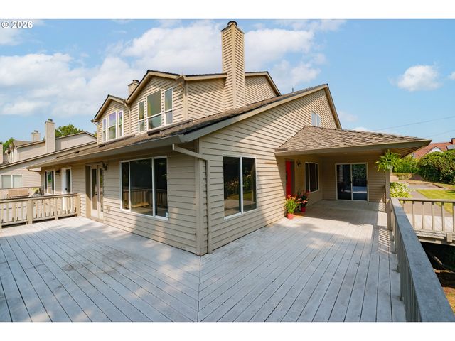 1530 Ne MARINE Dr, Portland, OR 97211