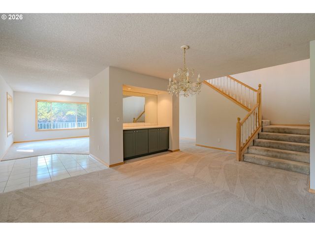1530 Ne MARINE Dr, Portland, OR 97211