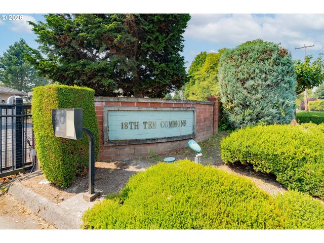 1530 Ne MARINE Dr, Portland, OR 97211