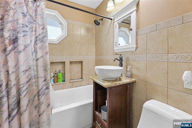 67 South Parkway, Clifton, NJ 07014