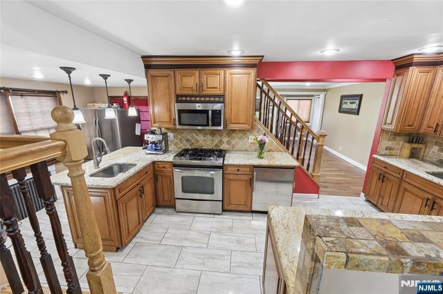 67 South Parkway, Clifton, NJ 07014
