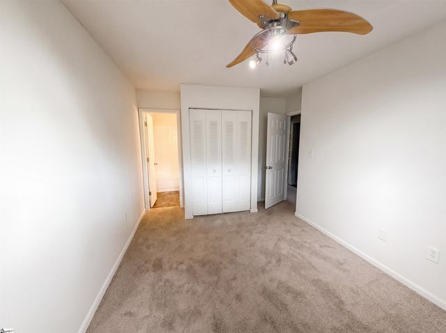 79 Topsail Court, Greenville, SC 29611