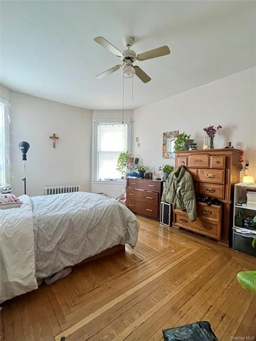 14 Albert Street, Middletown, NY 10940