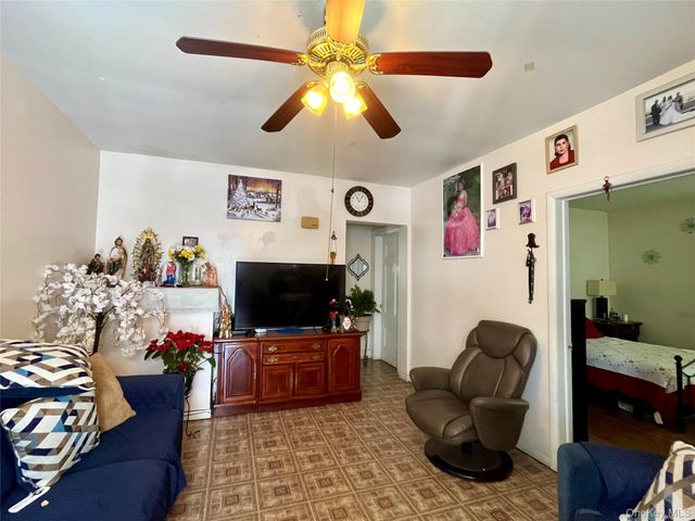 14 Albert Street, Middletown, NY 10940
