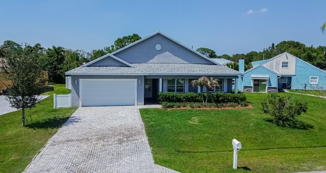 1201 SE Mendavia Avenue, Port St. Lucie, Port St Lucie, FL 34952