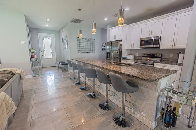 1201 SE Mendavia Avenue, Port St. Lucie, Port St Lucie, FL 34952