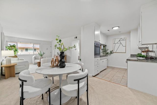 1369 Phelps Avenue 9, San Jose, CA 95117