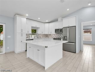 2200 45th TER SW, Naples, FL 34116