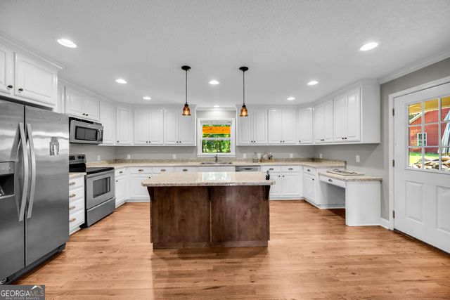 45 Smith Overhead Bridge Road, Commerce, GA 30530
