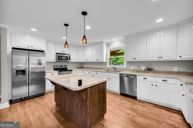 45 Smith Overhead Bridge Road, Commerce, GA 30530