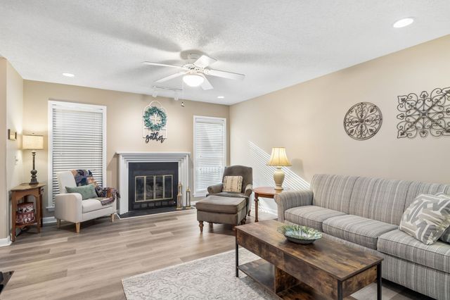 4411 S Trace Blvd, Old Hickory, TN 37138