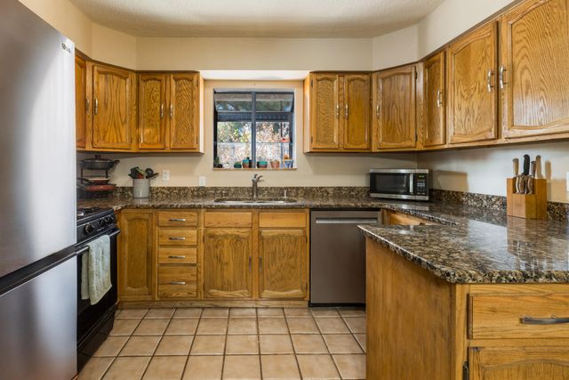 2708 Morris Street NE, Albuquerque, NM 87112