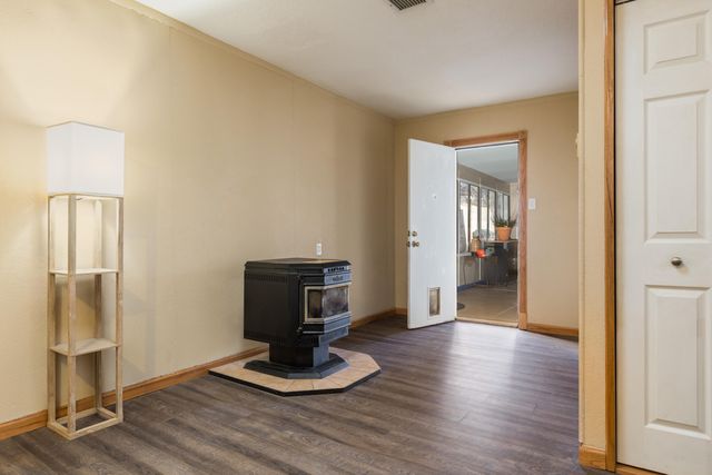 2708 Morris Street NE, Albuquerque, NM 87112