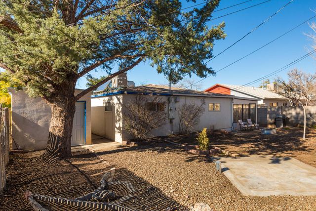 2708 Morris Street NE, Albuquerque, NM 87112