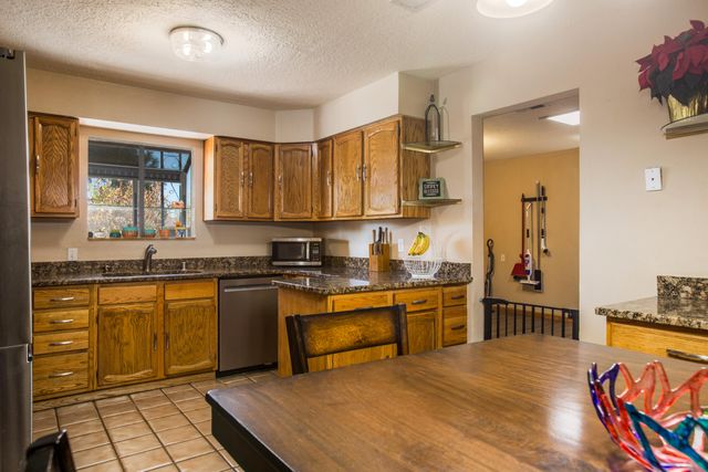 2708 Morris Street NE, Albuquerque, NM 87112